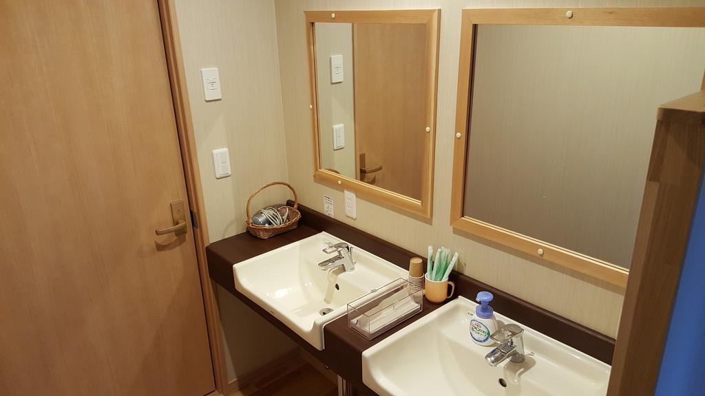 Ituka Furano E Guest House Ngoại thất bức ảnh