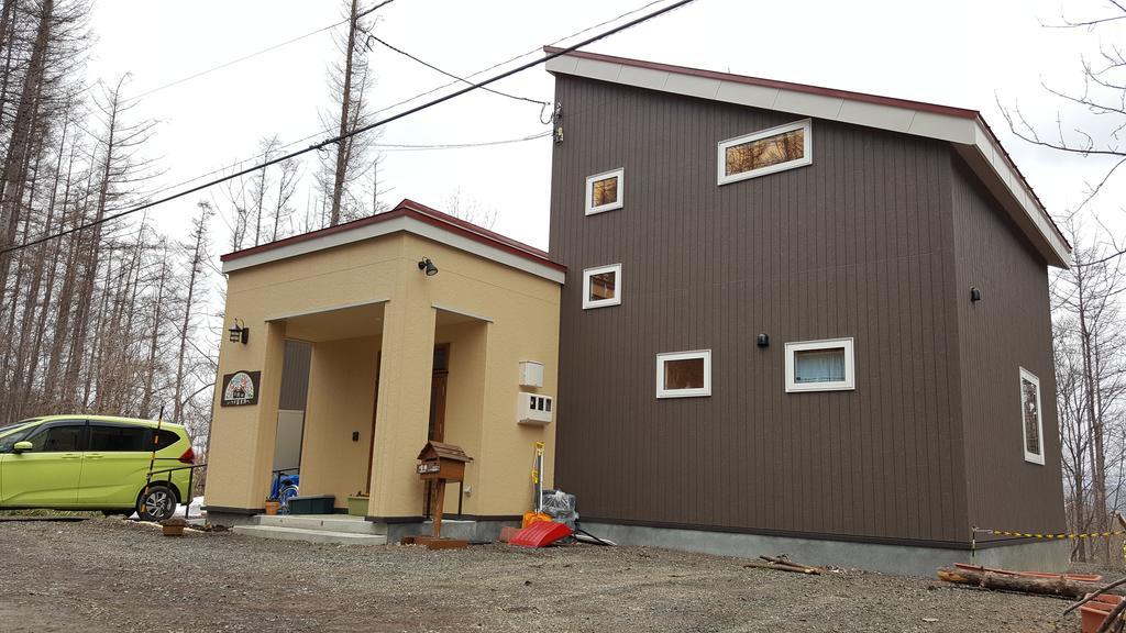 Ituka Furano E Guest House Ngoại thất bức ảnh