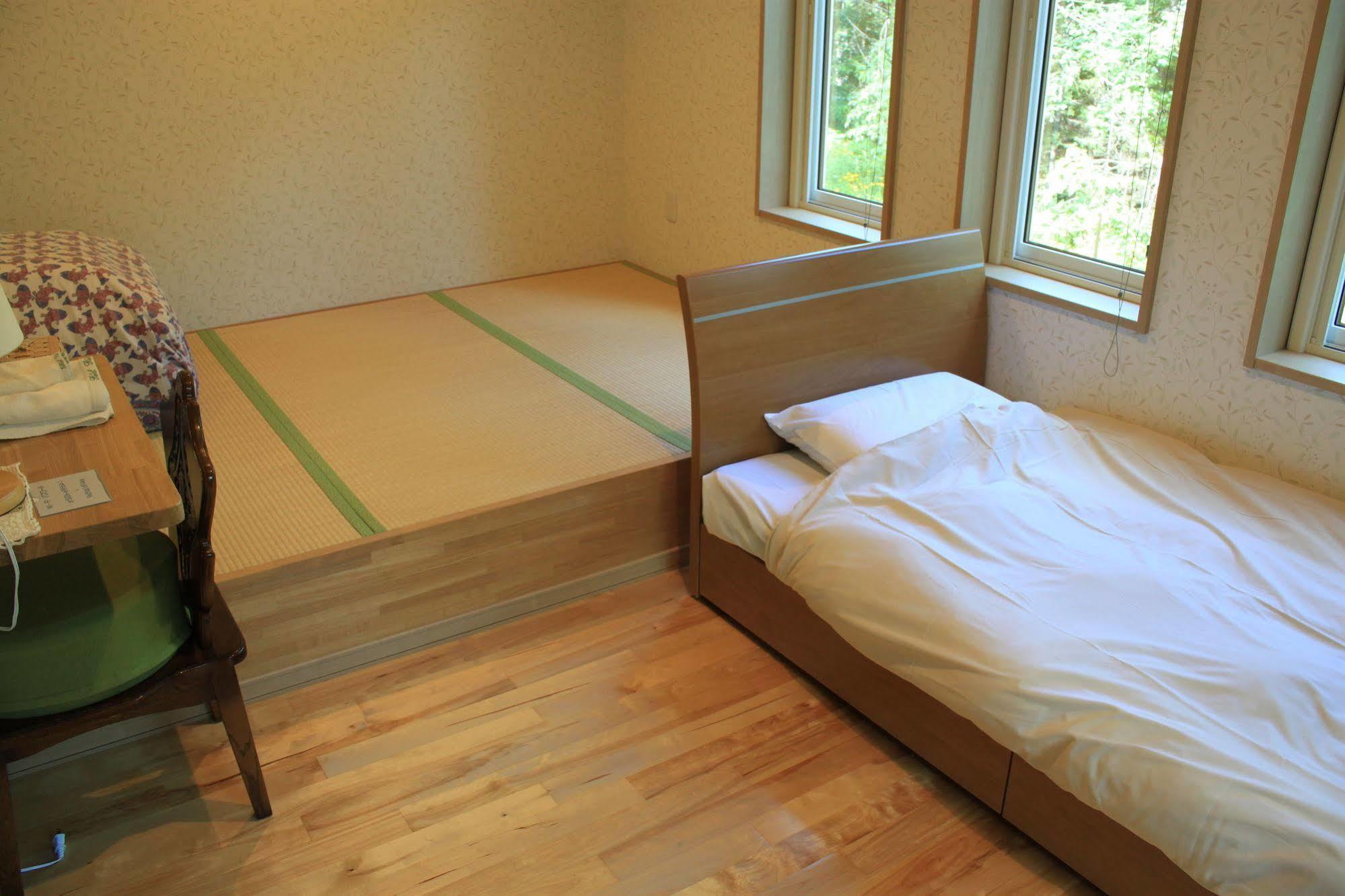 Ituka Furano E Guest House Ngoại thất bức ảnh